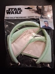 2 Star Wars The Mandalorian Plastic Table Covers 54″x84″ & a Baby Yoda Headband