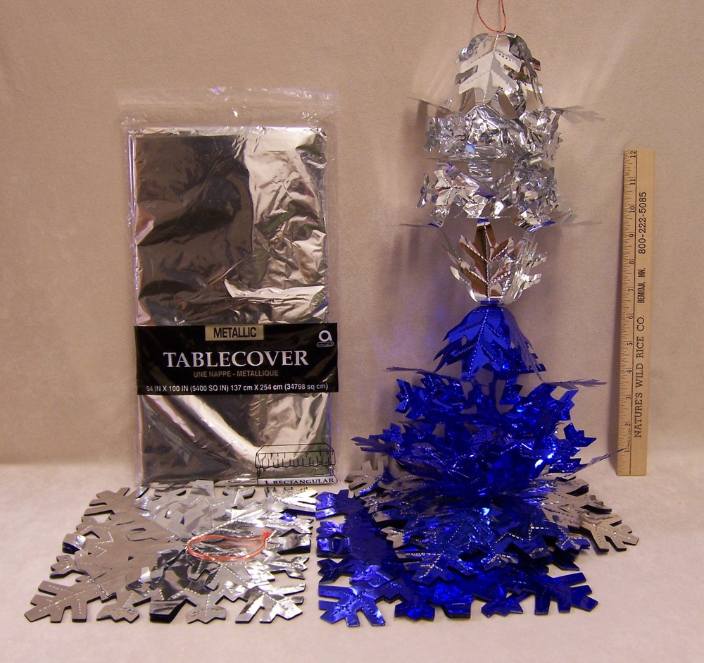 Lot Silver & Blue Party Holiday Winter Decorations Garland Snowflake Tablecloth