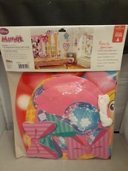 Hallmark Party Decorative: Minnie Mouse Room Transformation Kit, 22 piece