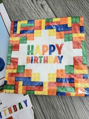 BUILDING BLOCK HAPPY BIRTHDAY PARTY KIT 7′ BANNER ,NAPKINS , 10″CENTER PIECE