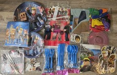 Roblox Party Set w 3x5FT Banner, Party Decoration And Accessories for 10 guests
