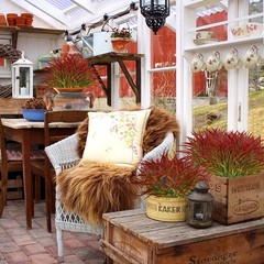 Ouddy Decor 16 Bundles Artificial Plants Outdoor Fake Grass Large, Red
