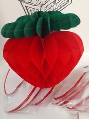 Haconba 15 STRAWBERRY Tissue HoneyComb Decoration Party 2 size 5.5″ & 7″