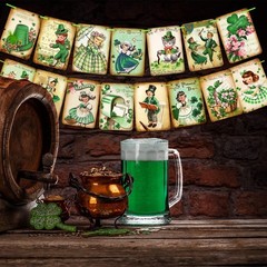 ssailue decor St. Patrick’s Day Decorations – 5″+»x»+ «7»+» inches, Green