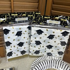 Gold White & Black Graduation-Napkins, Plates, Table Cloths & Balloon Holders