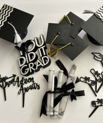 Graduation Party / Cake Decorations Supplies Bundle Table Cake Decor