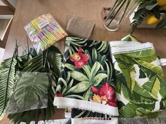 Hawaiian Tropical Party Items