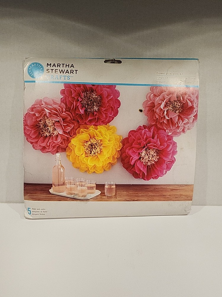 Martha Stewart Crafts Flower Pom Pom Kit Of 5 Party Wedding Shower (New-Sealed)