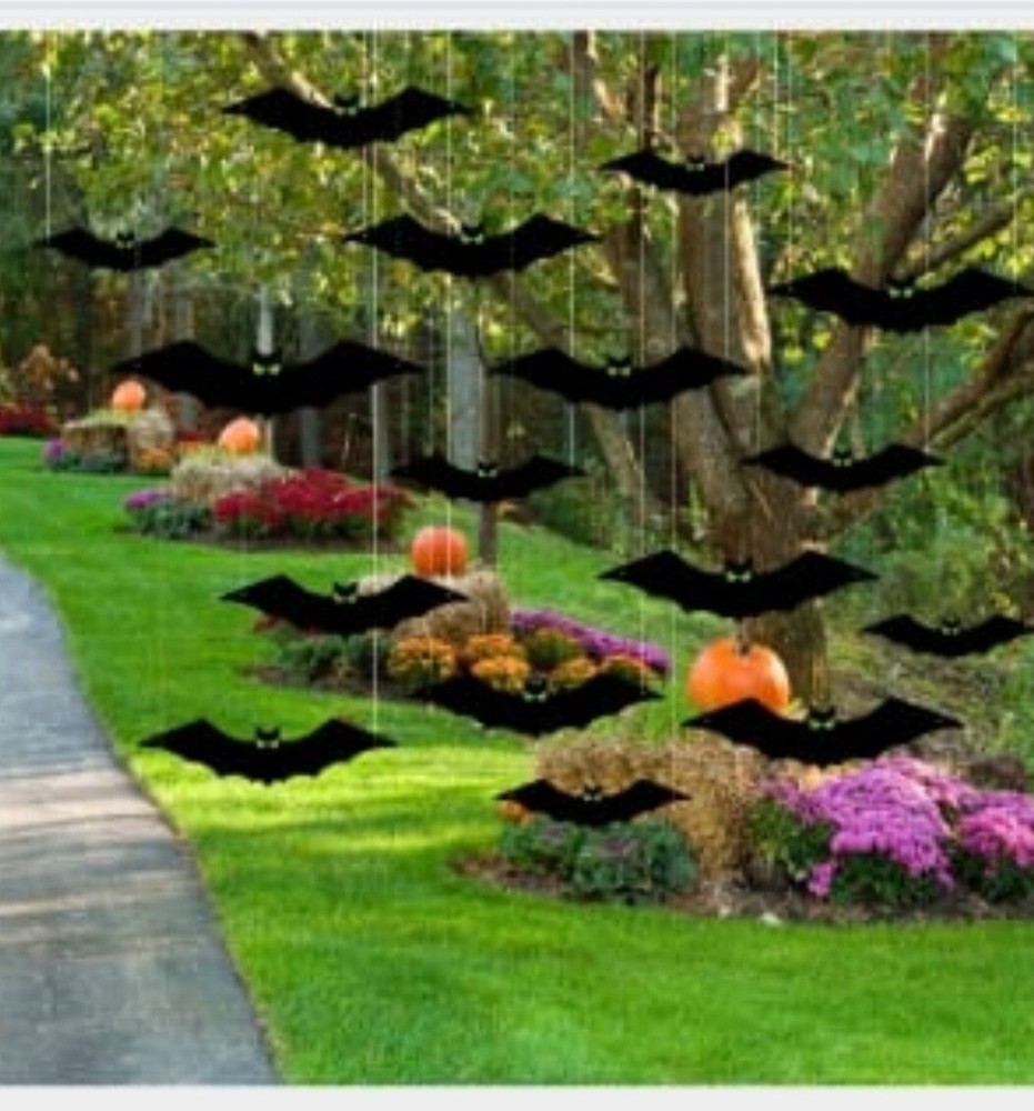 16 Piece Hanging Bat Decorations gothic Halloween