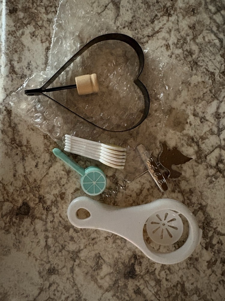 Dinner/Brunch Party Necessities Summer of Love Party Supplies
