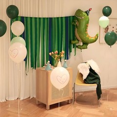 8 Rolls 1.8 x 82 Crepe Paper Streamers, Grass Green, Deep Green, Party