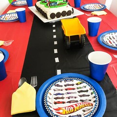 Racetrack Floor Ground Table Runner – Black Race Track Running Mat