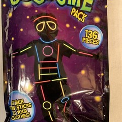 Grafix Glow Costume Pack 136 Pieces – New