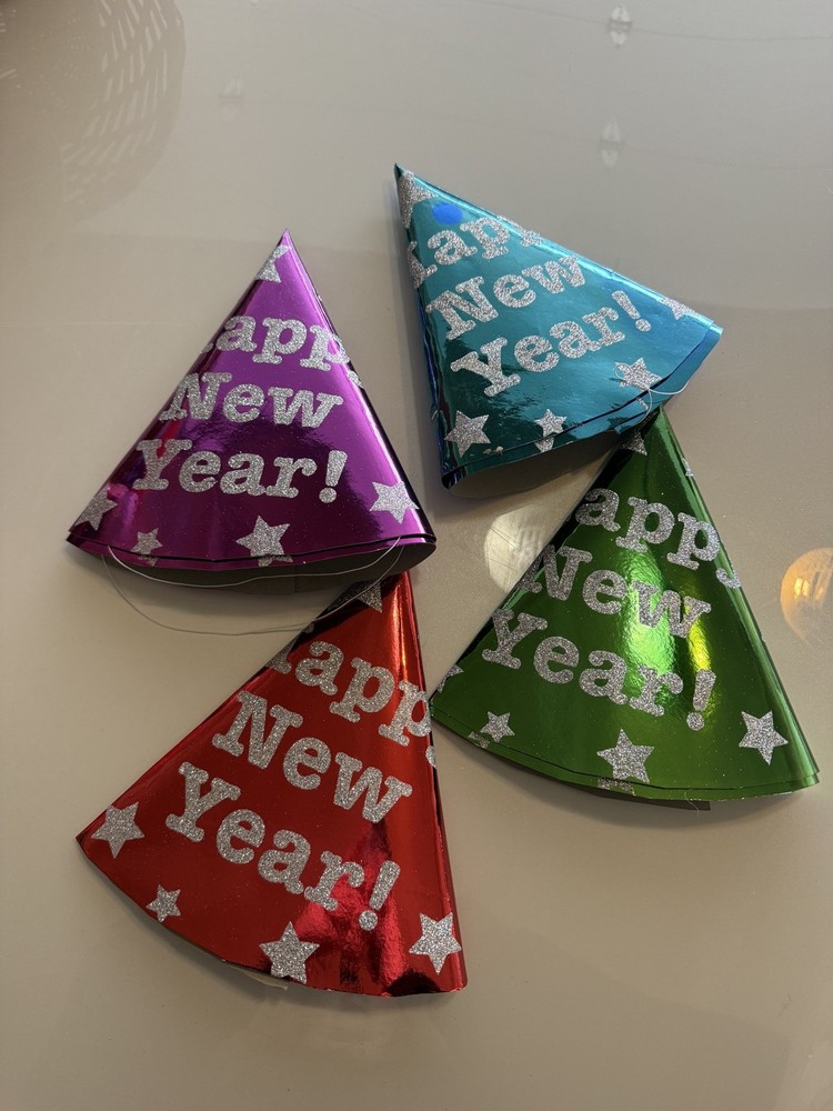 STANDARD SIZE New Year’s Eve CONE Elastic FOIL GLITTER STARS Party Hats