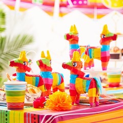 De Mayo 8 pcs Mini Donkey Pinatas 5.7″x7.5″ Rainbow Color for Fun Fiesta Taco Pa