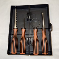 Pumpkin Jack-O-Lantern Carving Tools 4 Piece Metal & Plastic w Case Halloween