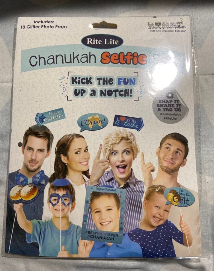NIP 10 Pieces Hanukkah Photo Booth Props Kit Happy Chanukah Party Photo Selfie