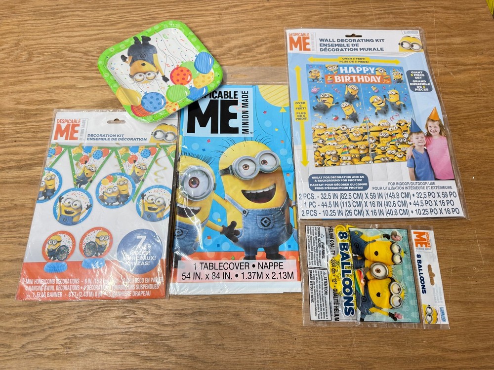 Despicable Me Birthday party decorations Supplies Lot Balloons Tablecover More!