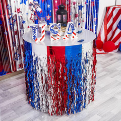 4Th of July Decorations, 2 Pack Red White and Blue Wavy Tinsel Foil Fringe Table