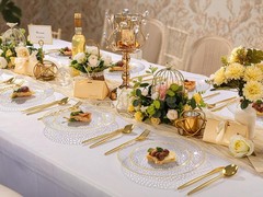 Rubtlamp 60Pcs Clear Plastic Plates,Clear Disposable Plates With Gold Rim,Hea…