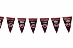 Cincinnati Reds MLB Baseball 12 Foot Long Pennant Banner Party Decoration. NEW