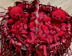 Box Filler Hand Made Red Heart for Valentine x 25