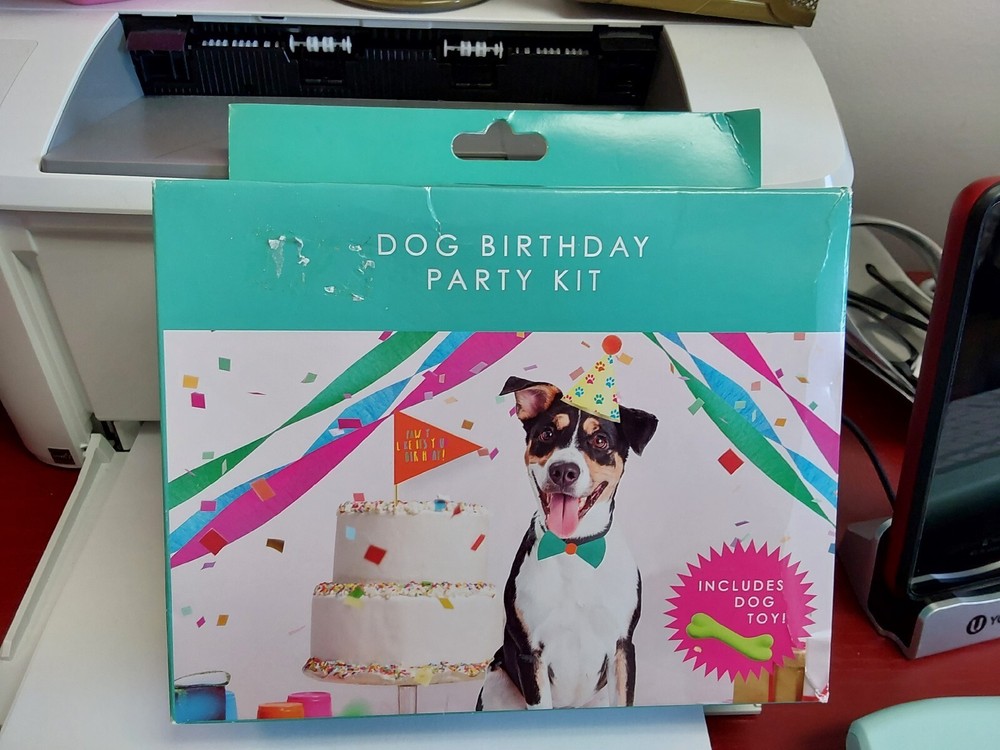Dog Cat Birthday Party Supplies Decorations Kit Male Female Includes Toy NEW