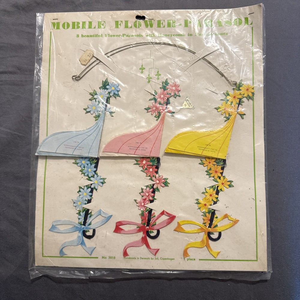 Vintage HONEYCOMB MOBILE Flower Parasol Jali Denmark Baby Shower