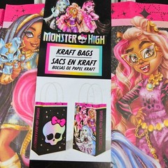 Monster High Party Supplies Set 8 Gift Kraft Bags Plates 7-Inch Cake Snack NEW