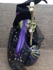Halloween Decoration 1.4 ft 17″ Animated Witches Light Cauldron Presence New