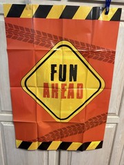 LOT Construction theme birthday Bundle48 Plates ,Banner, Photo Booth Props ￼
