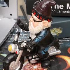 Gnome Riding Motorcycle Middle Finger Statue Funny Biker Garden Decor Lawn Patio