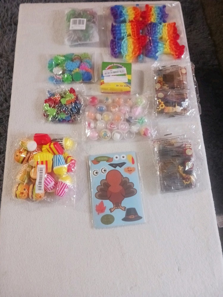 Pinata Stuffers Birthday Loot Bags Party Supplies T2-001