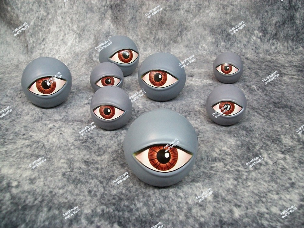 8 Count Eyeball Orbs Halloween Table Scatters Prop Creepy Haunted House Decor