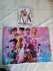 Kpop Style Cover Table And Banner