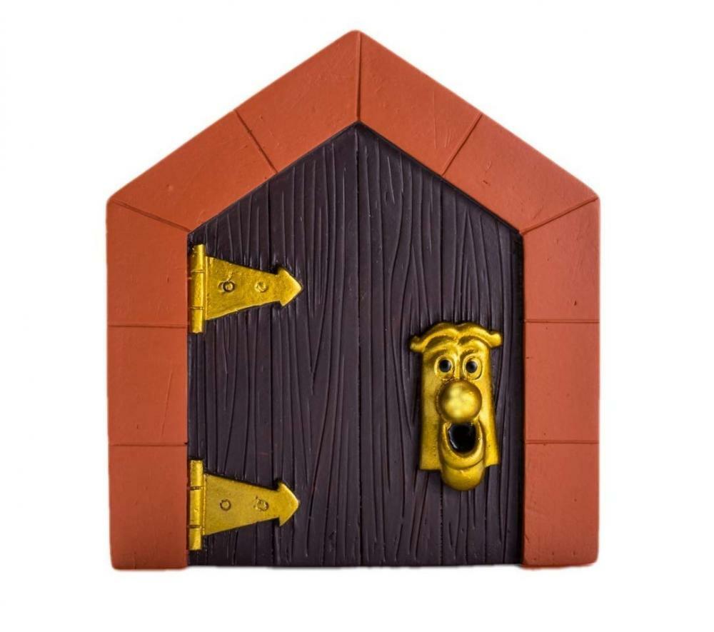 Alice Mini Door Decor Resin Statue Mad Hatter Room Decoration Party Supplies Gif