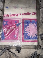 1997 BARBIE Table Cover Cheerleader Barbie by Party Express 54″ x 89″ NOS