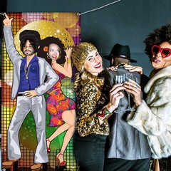 Blulu Disco Party Decoration 70s Dance 180 x 90 cm / 6 x 3 ft, Assorted