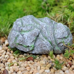Resin Stone Key Box Simulated Stone Spare Key Holder Stone Key Storage Box