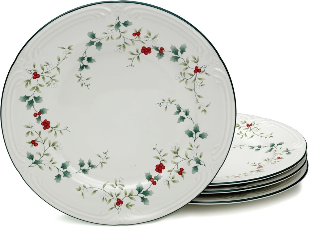 Pfaltzgraff Winterberry 10-1/2-Inch Dinner Set of 4, 10 1/2 inches, White