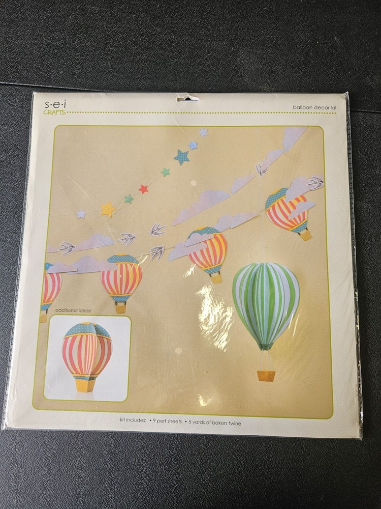 S.E.I. Crafts Hot Air Balloon Decor Kit. Brand New. Kid’s party, Room decor