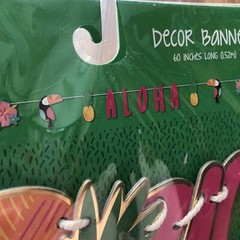 Toucan party deco decorations tropical birds luau string lights napkins banner