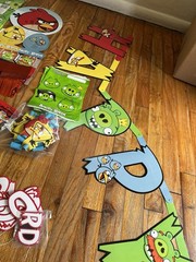 Angry Birds Happy Birthday Confetti Decorations Favors Bags Tablecloth Lot