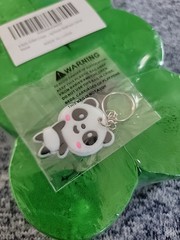 Streamers/8 Rolls/Crepe Paper Streamer with free Panda Keychain