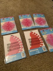 DG Party Pink Flutter Ball 11″ Dia. NEW lot of 6 – 5 pink & 1 red 