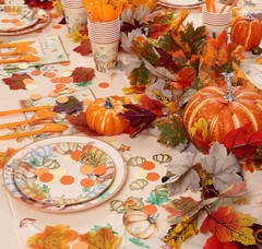 200 PCS Fall Autumn Pumpkin Thanksgiving Table Confetti Party Decorations