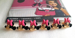 DISNEY MINNIE MOUSE PHOTO BOOTH KIT with: 1-BACKDROP, 4-WEARABLES, and 5-PROPS