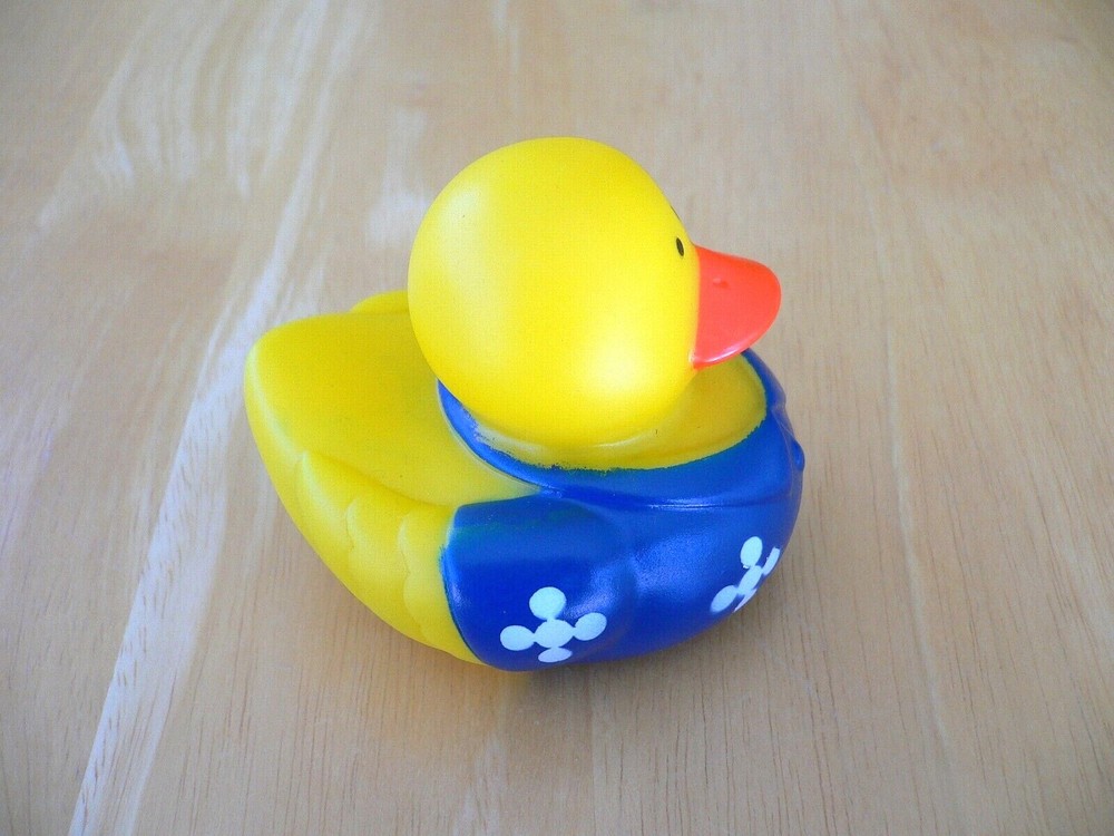 1pc Summer Beach Rubber Ducks Party Supplies Collectible Duck 2.75″ BN Choose 3+