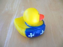 1pc Summer Beach Rubber Ducks Party Supplies Collectible Duck 2.75″ BN Choose 3+