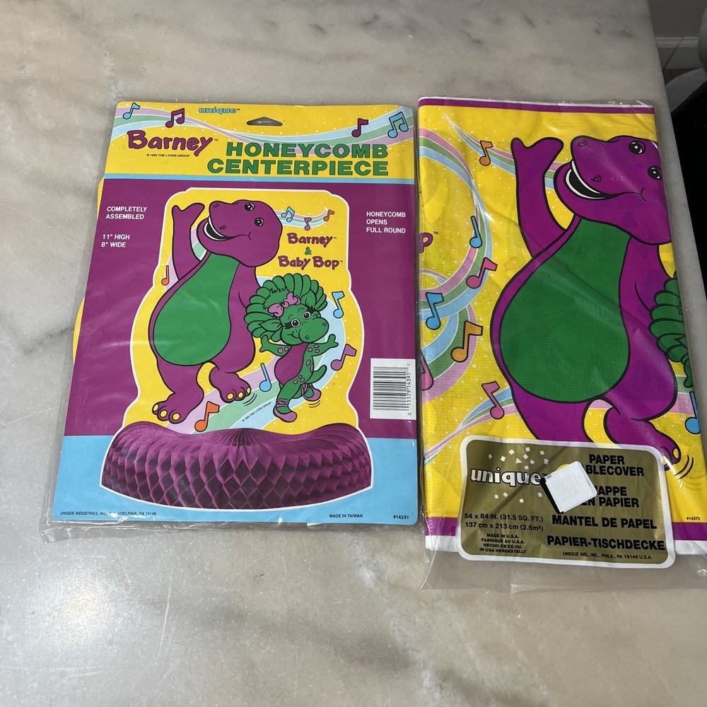 Vintage 1995 Barney Honeycomb Centerpiece 11 X 8 & 1992 Barney Table cover NEW!!